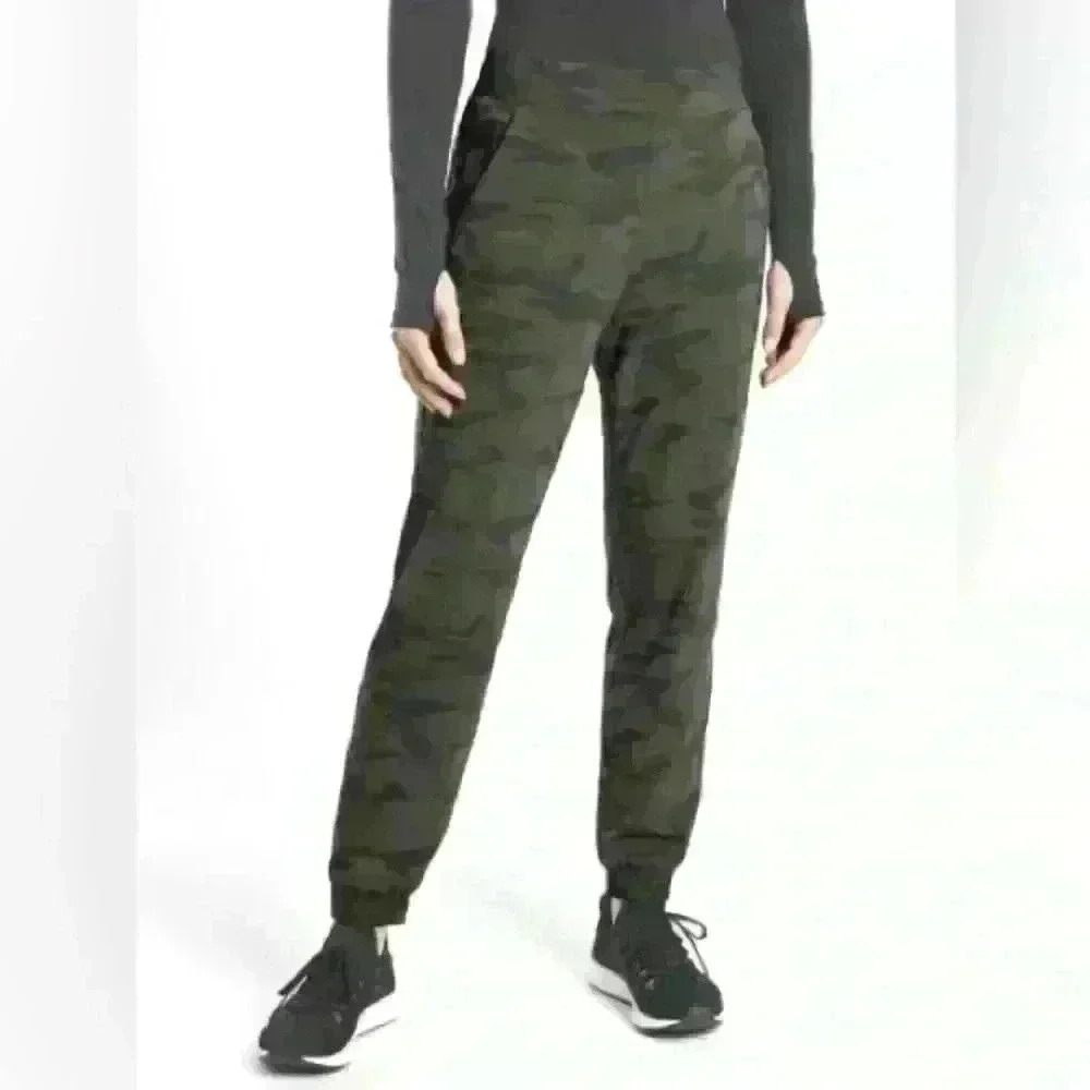ATHLETA Size 8T Brooklyn Lined Camo Jogger, Lux Olive Green, Almost New
